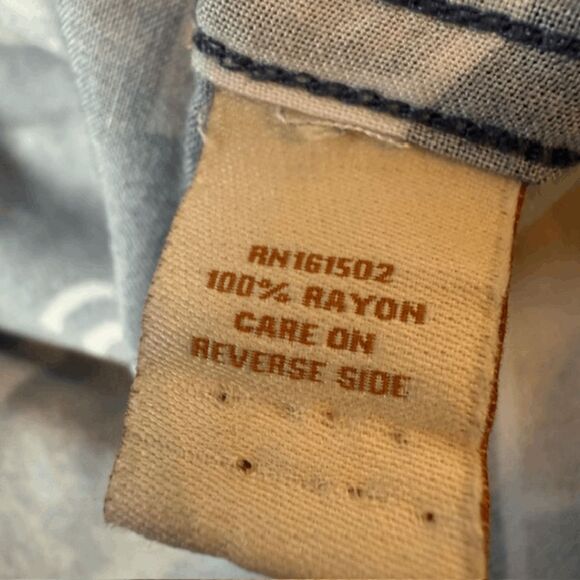 The Territory Ahead Men's Tribal Short Sleeve Button Up Shirt Multicolor Large - Picture 7 of 8